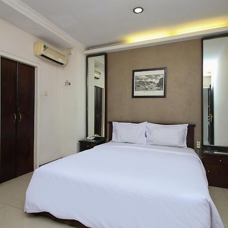 Sky Hotel Buah Batu 1 Бандунг Экстерьер фото