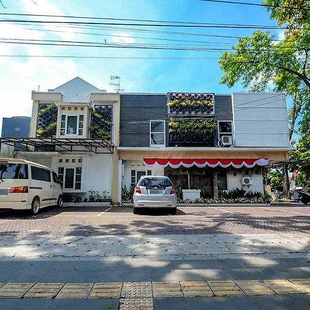 Sky Hotel Buah Batu 1 Бандунг Экстерьер фото