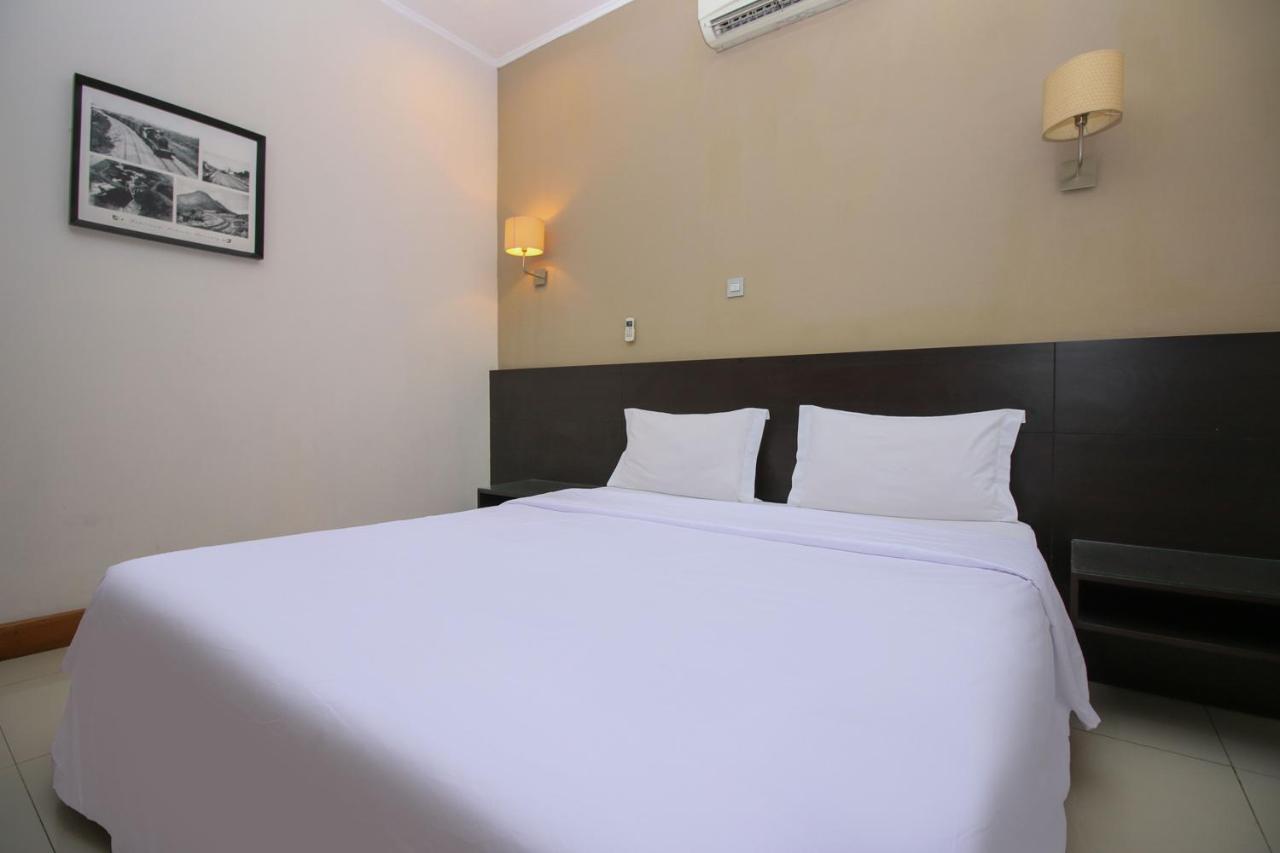 Sky Hotel Buah Batu 1 Бандунг Экстерьер фото