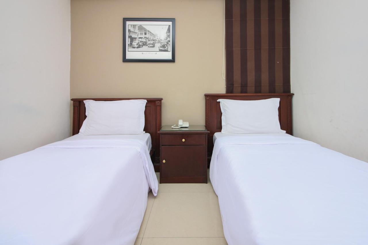 Sky Hotel Buah Batu 1 Бандунг Экстерьер фото