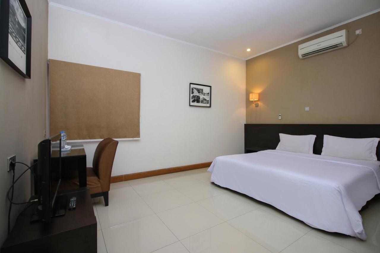 Sky Hotel Buah Batu 1 Бандунг Экстерьер фото