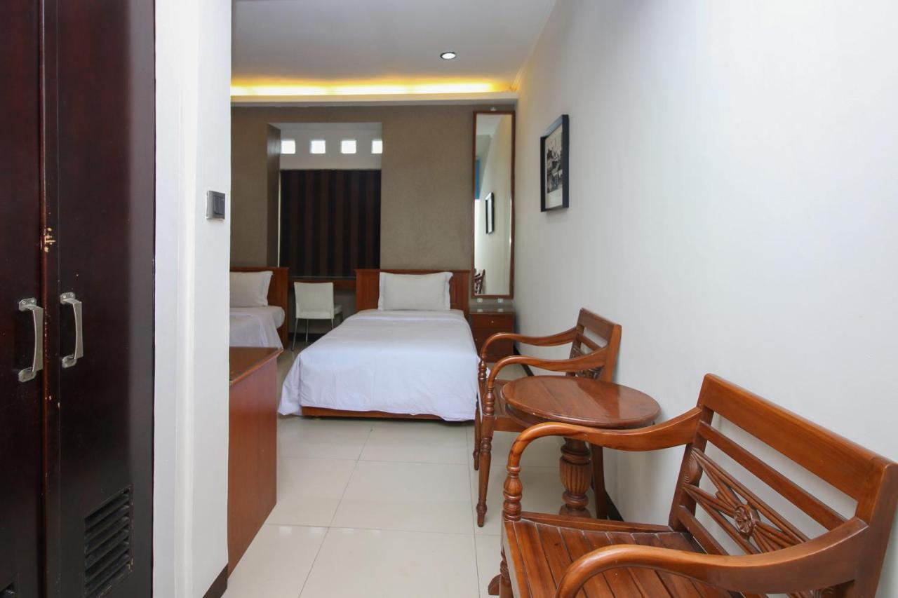 Sky Hotel Buah Batu 1 Бандунг Экстерьер фото