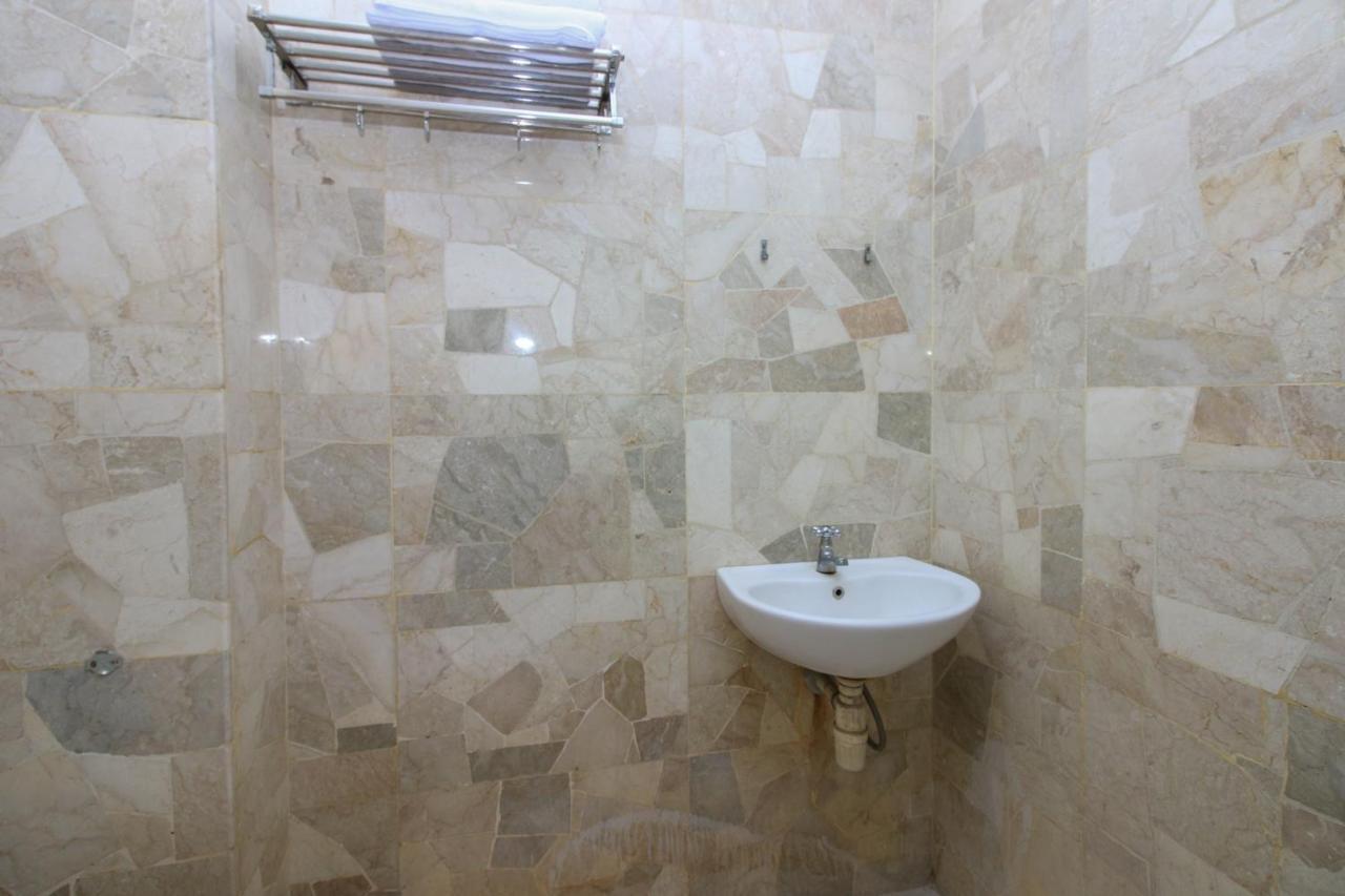 Sky Hotel Buah Batu 1 Бандунг Экстерьер фото