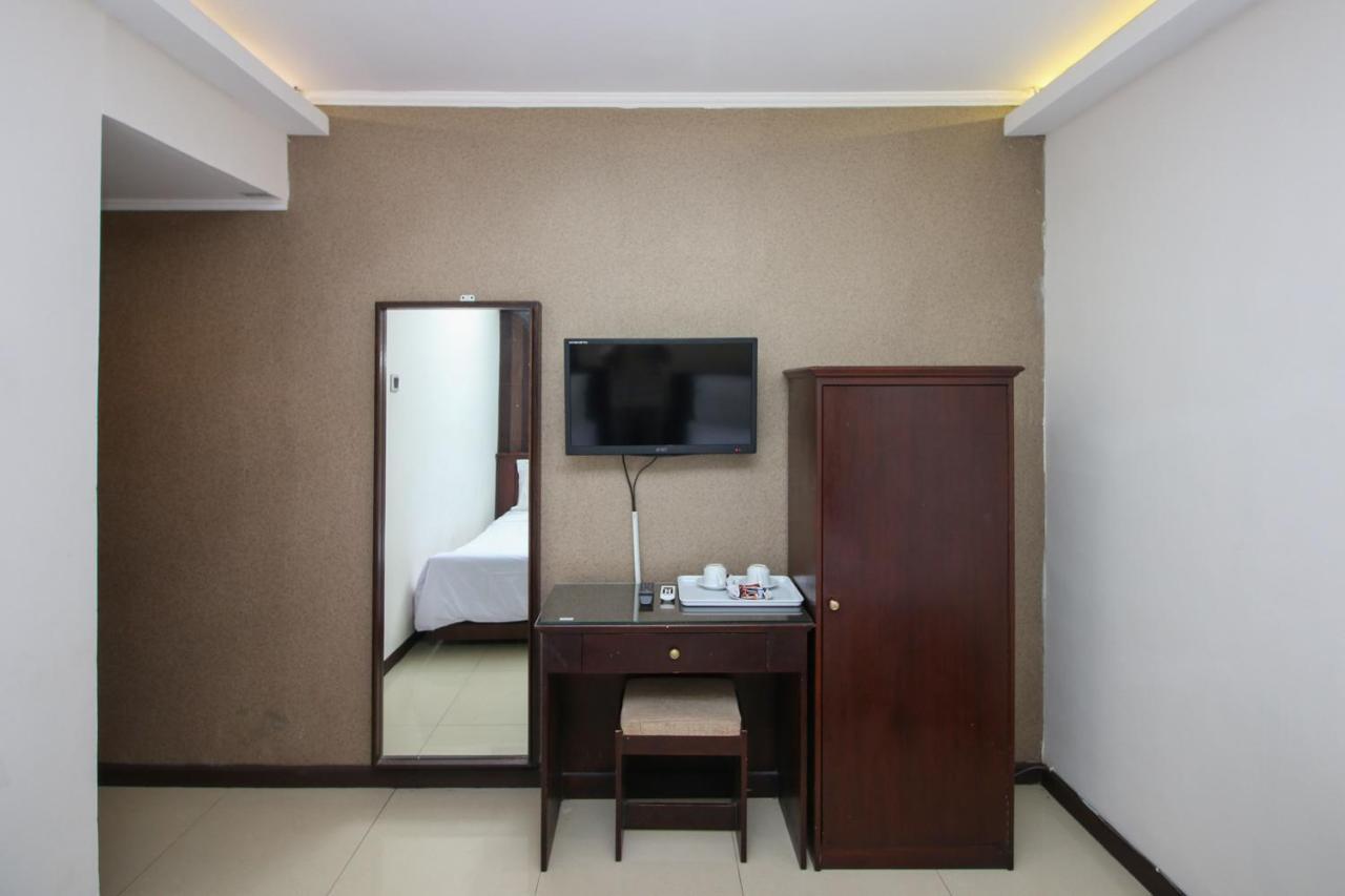 Sky Hotel Buah Batu 1 Бандунг Экстерьер фото