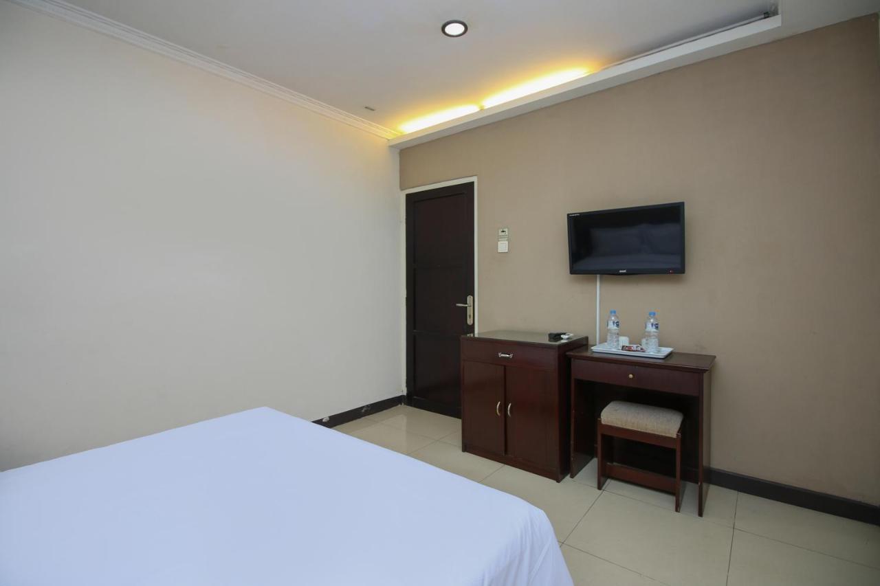 Sky Hotel Buah Batu 1 Бандунг Экстерьер фото
